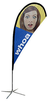 Teardrop outdoor flags